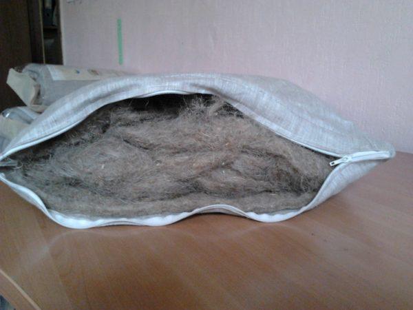 Подушка с наполнителем из натурального льна 